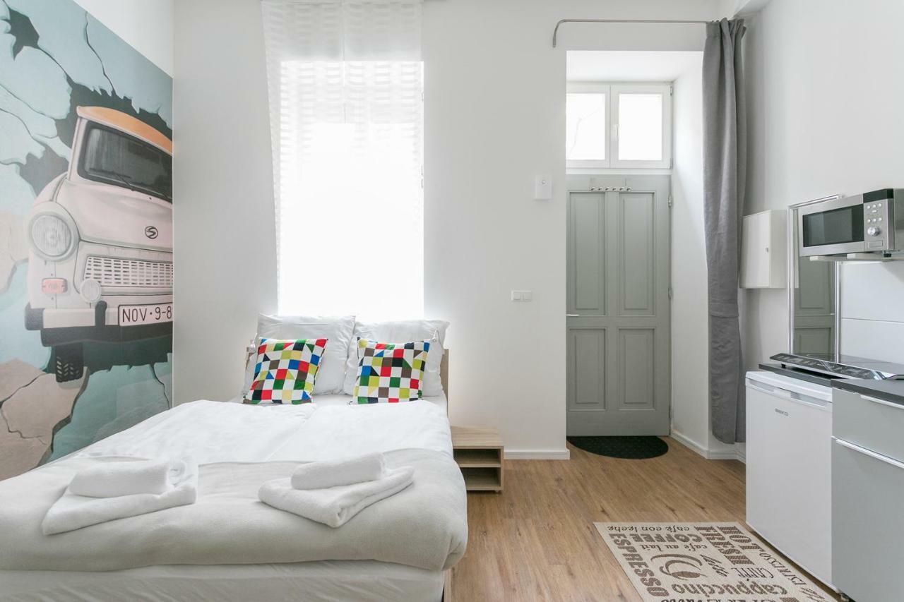 Studio Apartment For 3 Berlino Esterno foto